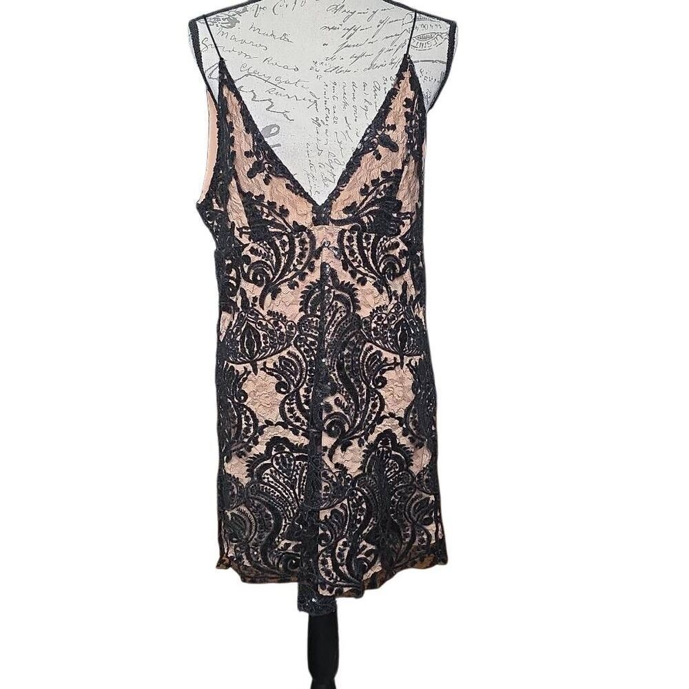 Free People Women's Size 12 Black Sequin Lace Overlay Nude Plunge Slip Dress